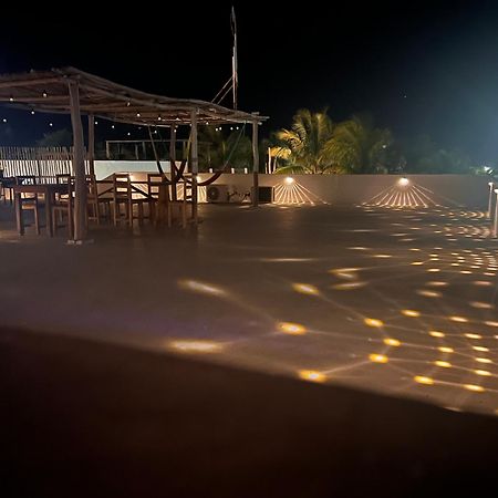 Casa Gajah HotЭль-Куйо Экстерьер фото