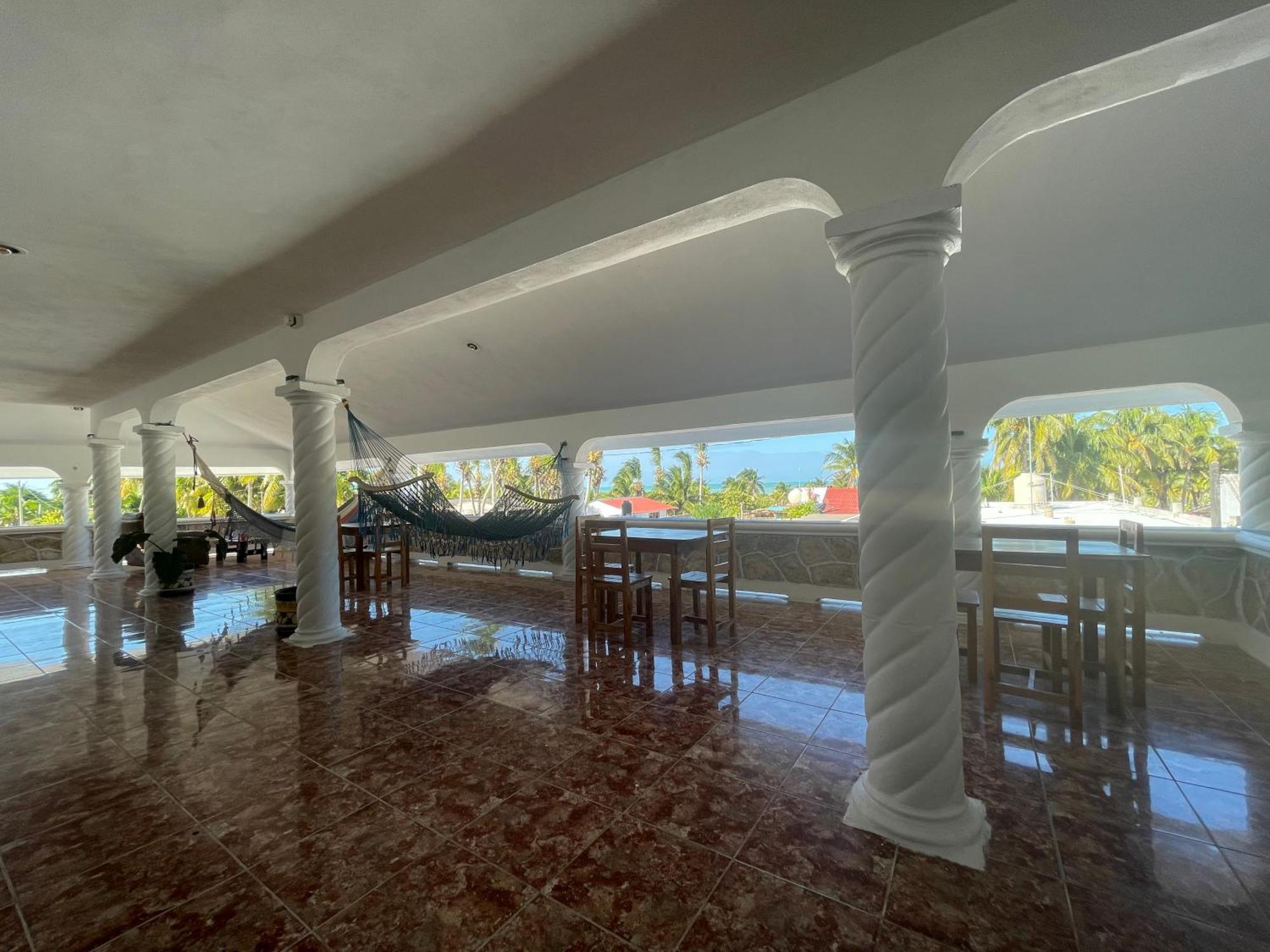 Casa Gajah HotЭль-Куйо Экстерьер фото